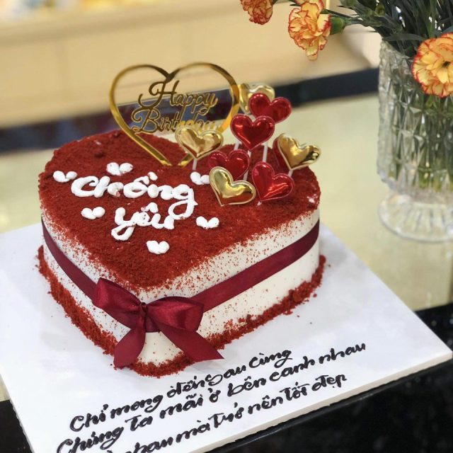C25 - Bánh kem Vợ/Chồng