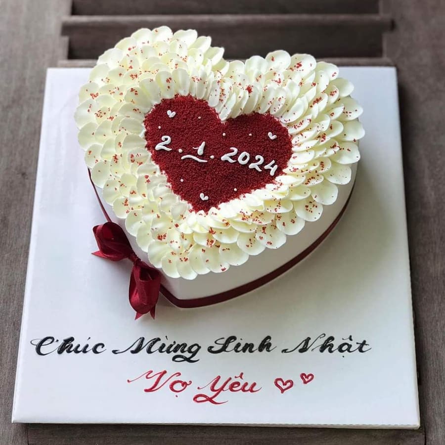 C26 - Bánh kem Vợ/Chồng