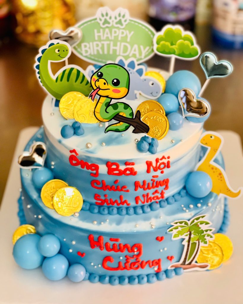 bánh kem 2 tầng