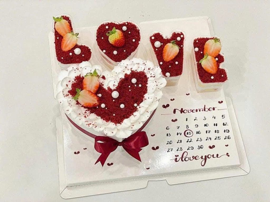 V/C 06 Bánh Kem Tặng Vợ/Chồng