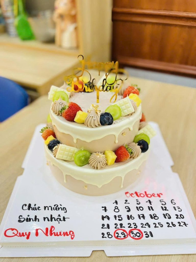 Bánh kem 2 tầng