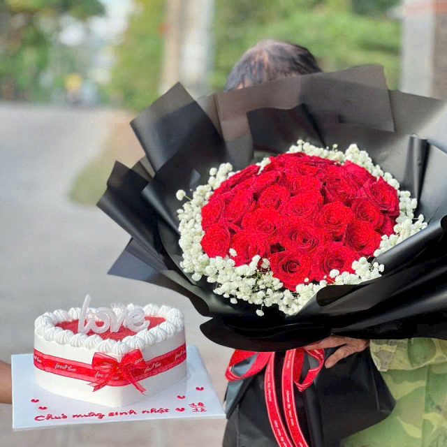 Bánh và Hoa 20/10  M7